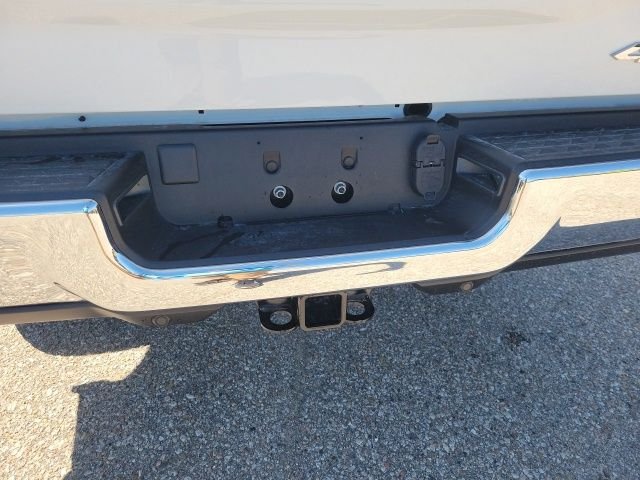 New 2026 Bright White Clearcoat RAM Big Horn image 25
