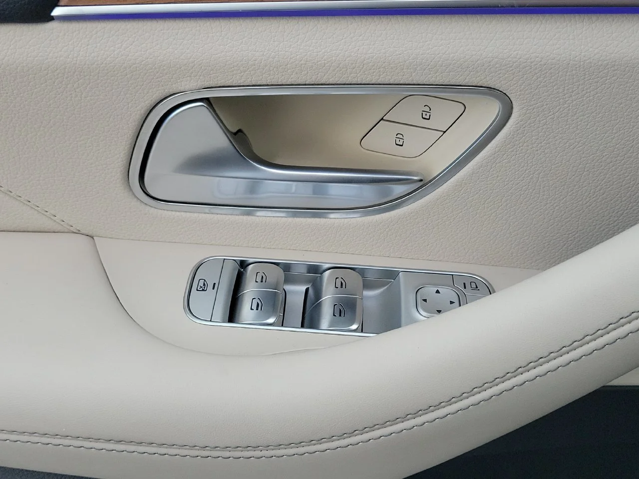 Certified Used 2024 Blue Mercedes-Benz GLE 53 AMG® image 30
