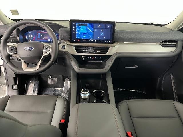 New 2026 Star White Metallic Tri-Coat Ford Active image 15