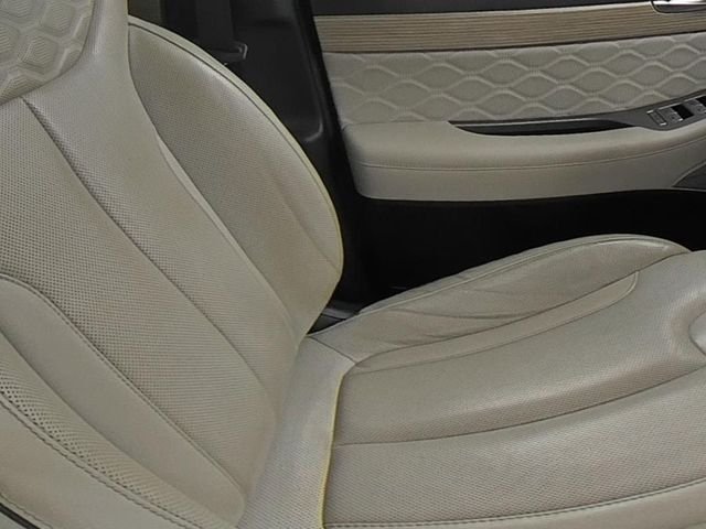 Used 2021 White Hyundai Calligraphy image 37