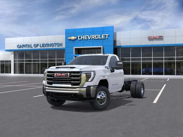 New 2026 Summit White GMC SLE image 8