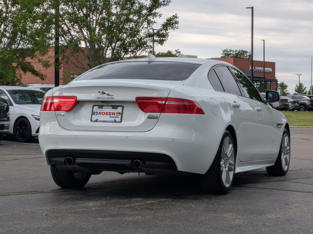 Used 2018 White Jaguar 25t R-Sport image 7