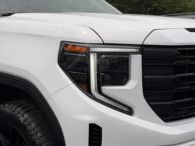 Used 2025 White GMC Pro image 6