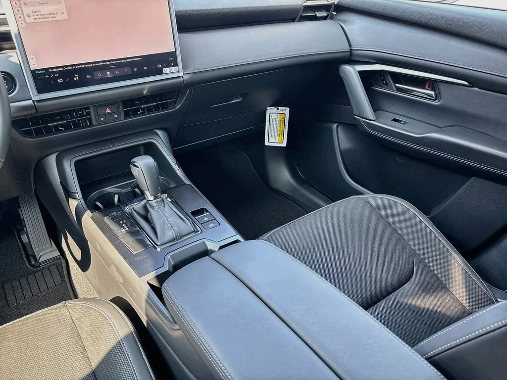 New 2026 Machine Gray Metallic Mazda 2.5 S Select AWD image 22