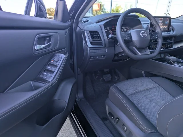 New 2027 Black Nissan SV image 21