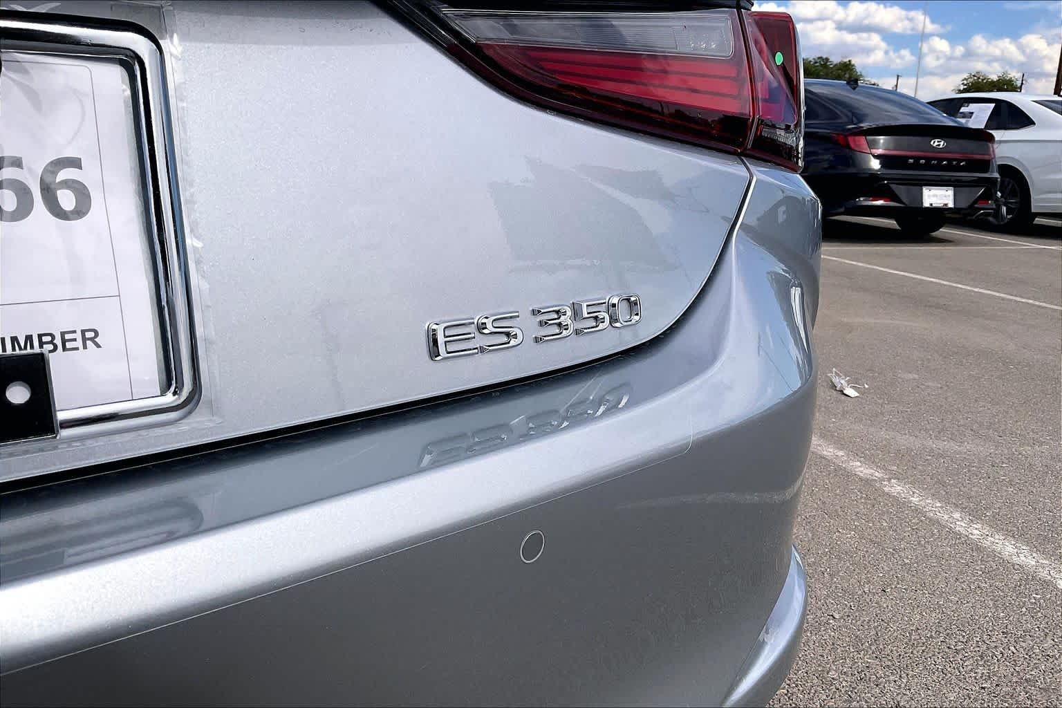 Used 2025 Iridium Lexus  image 30