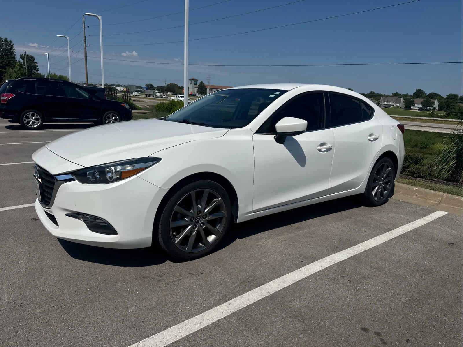 Used 2018 Mazda Mazda3 Touring with VIN 3MZBN1V3XJM266575 for sale in Kansas City