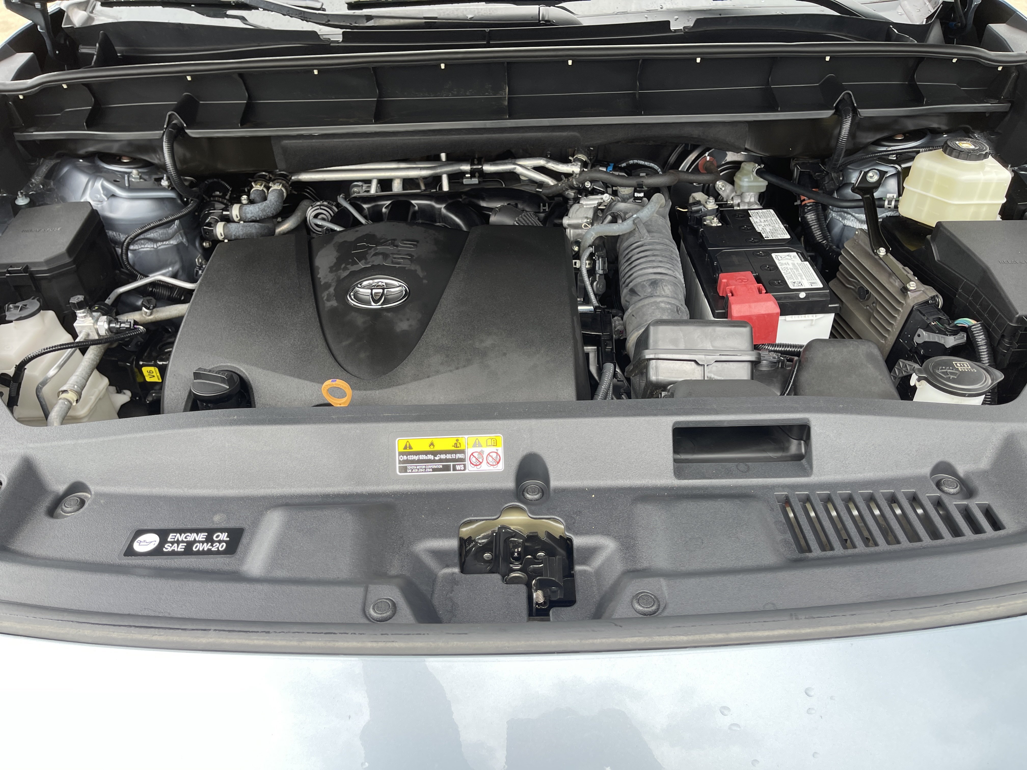 Used 2022 Moon Dust Toyota Limited image 8