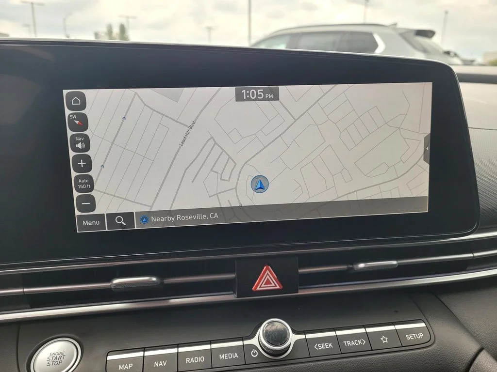 Used 2024 Gray Hyundai SEL image 11