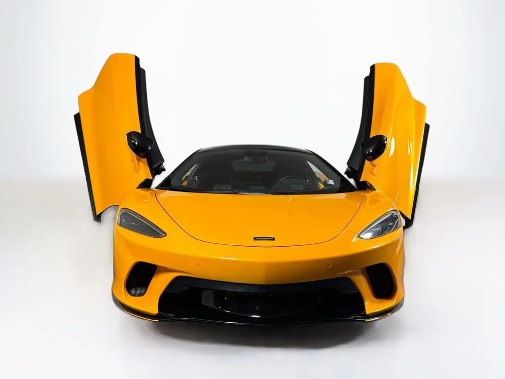 Certified Used 2023 McLaren Orange McLaren  image 24