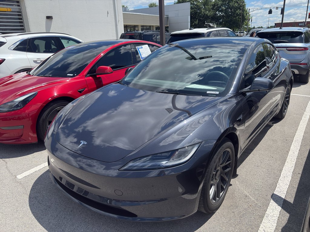 Used 2025  Tesla Long Range image 2