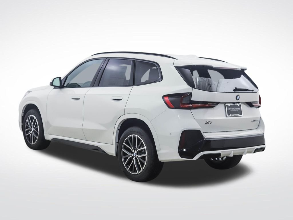 Used 2026 Alpine White BMW xDrive28i image 4