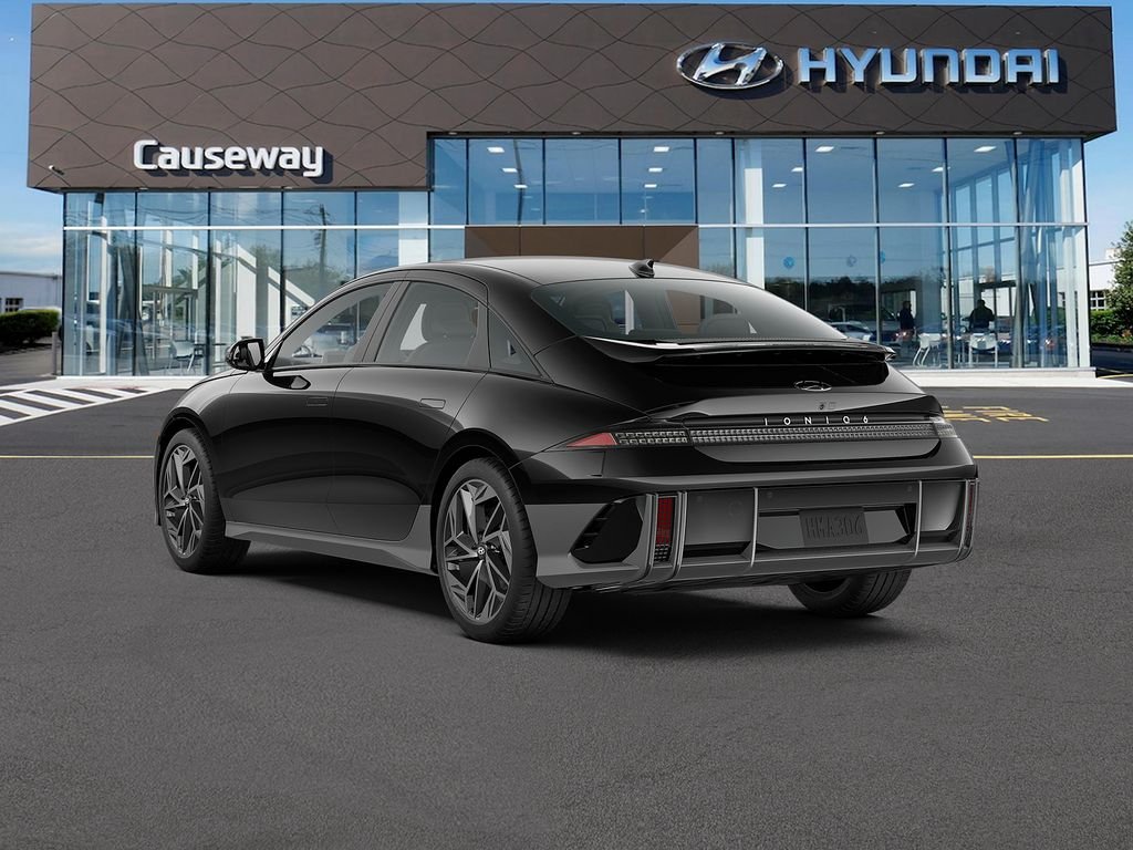 New 2023 Black Hyundai SEL image 5