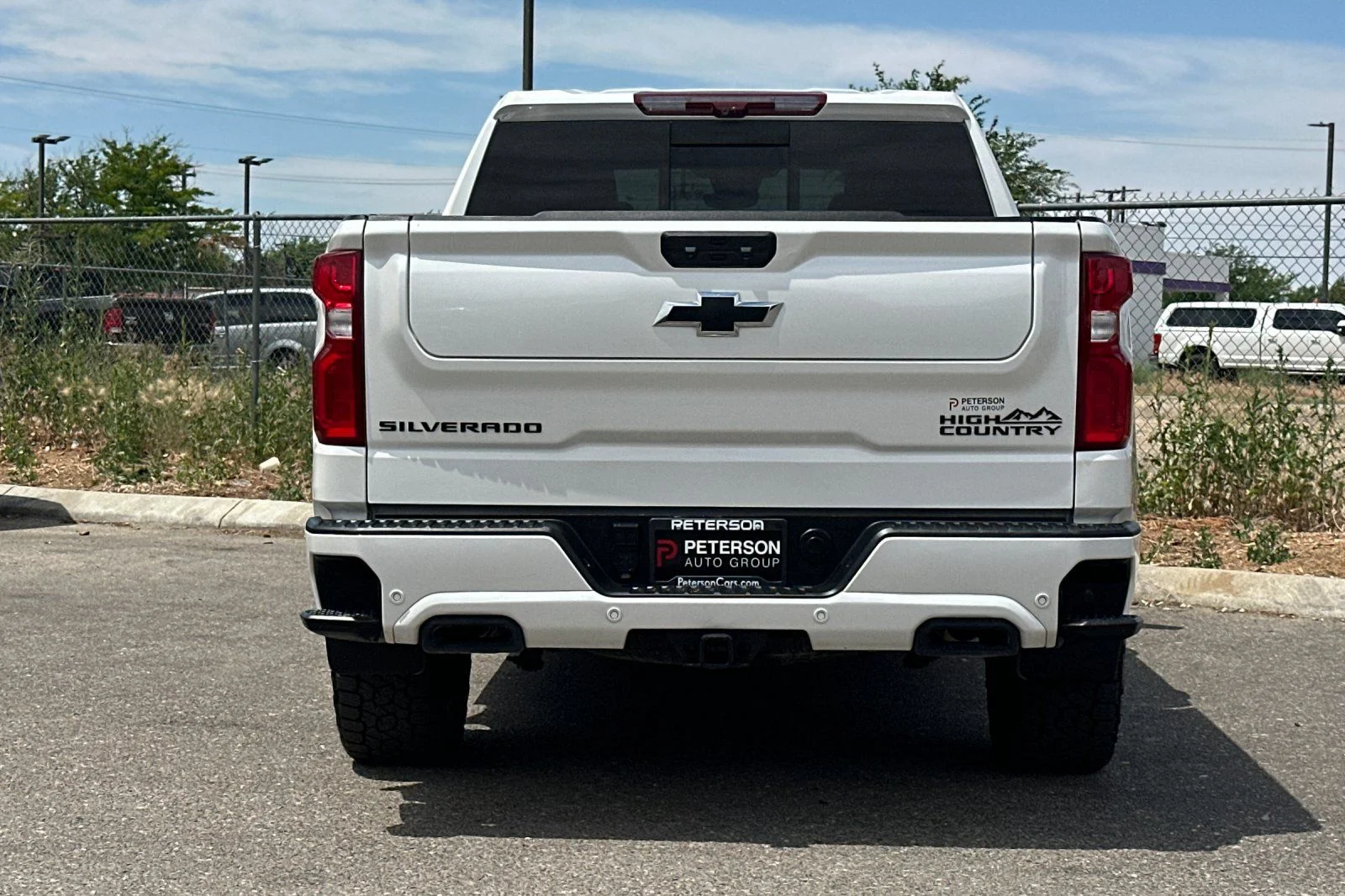 Used 2024 Beige Chevrolet High Country image 4