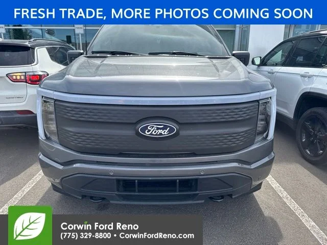 Used 2025 Gray Metallic Ford Flash image 2