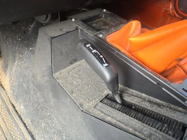 Used 2005 Impact Orange Cle Jeep Sport image 29