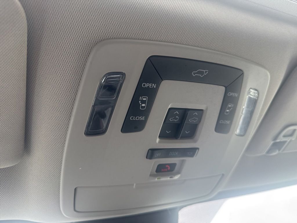 Used 2025 Beige Toyota XLE image 24