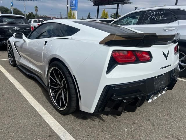 Used 2016 White Chevrolet Stingray image 7