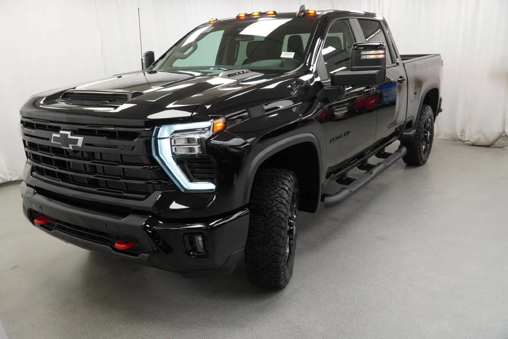 New 2026 Black Chevrolet LT image 18