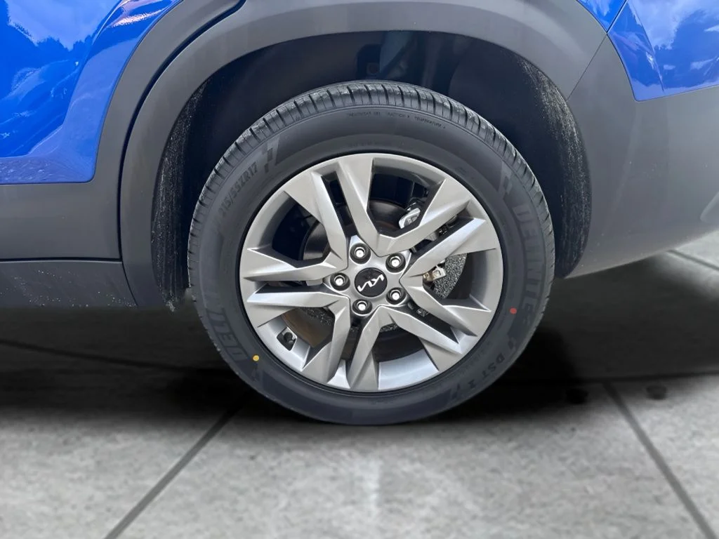 Used 2023 Blue Kia S image 24