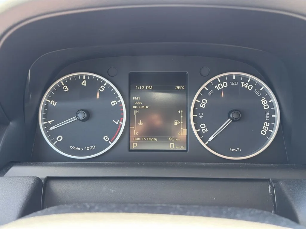 Used 2012  Land Rover V8 HSE image 23