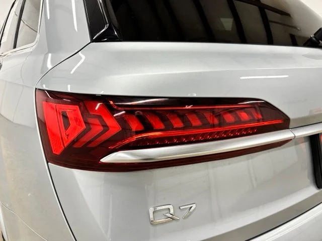 Used 2024  Audi 45 Premium Plus image 7