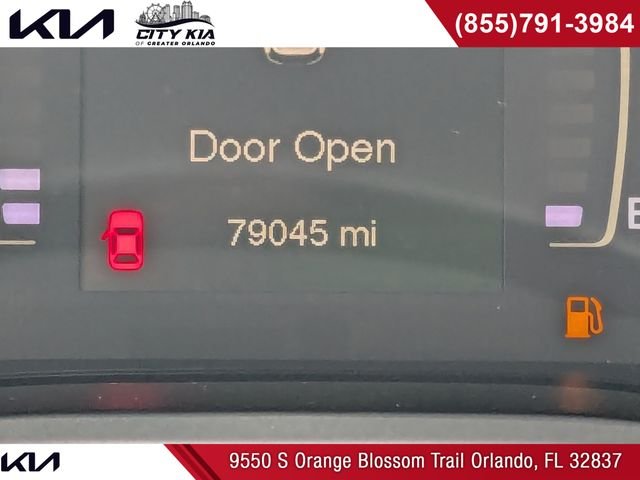 Used 2018 Black Jeep Latitude image 24