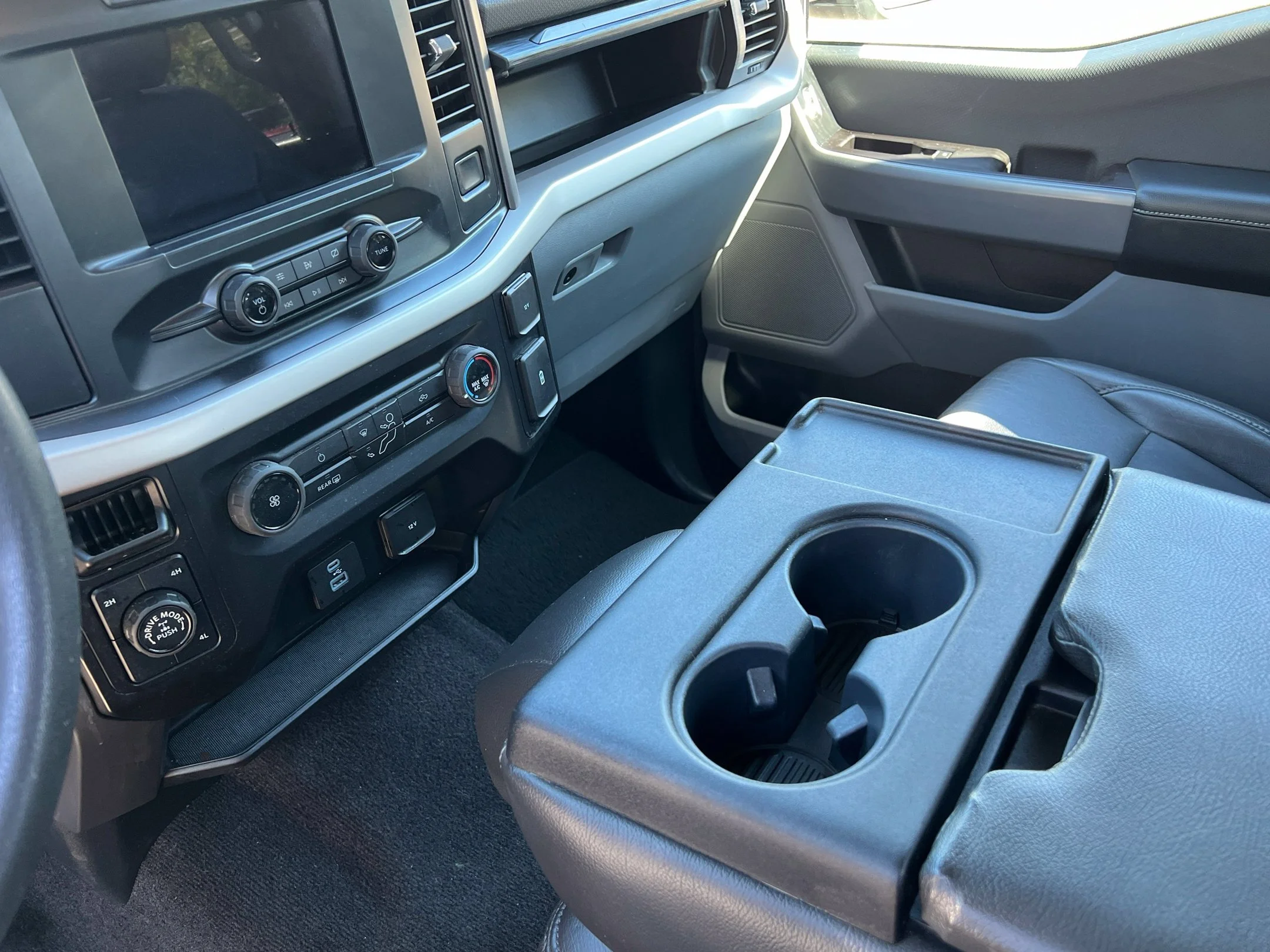 Used 2021 Blue Metallic Ford XLT image 21