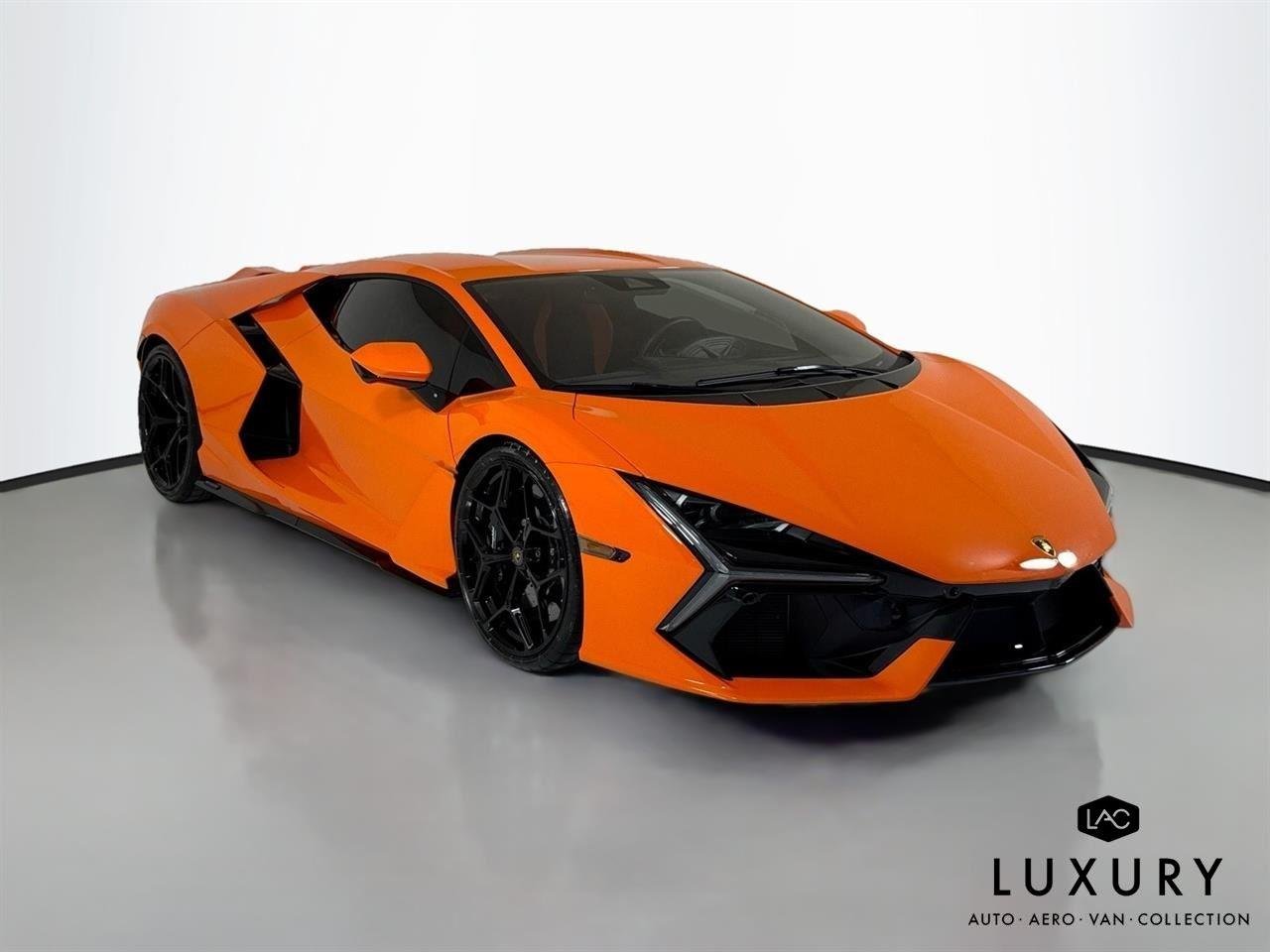 Used 2024 Arancio Apodis Metallic Lamborghini  image 3