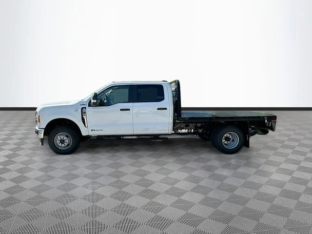 New 2026 Oxford White Ford XL image 3