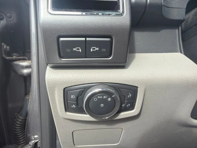 Used 2021 Gray Ford XLT image 19