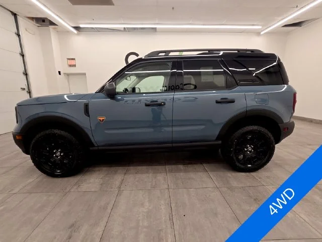 New 2026 Azure Gray Metallic Tri-Coat Ford Badlands® image 2