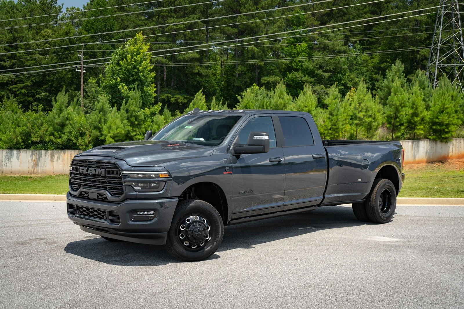 New 2026 Blue Ram Laramie image 4