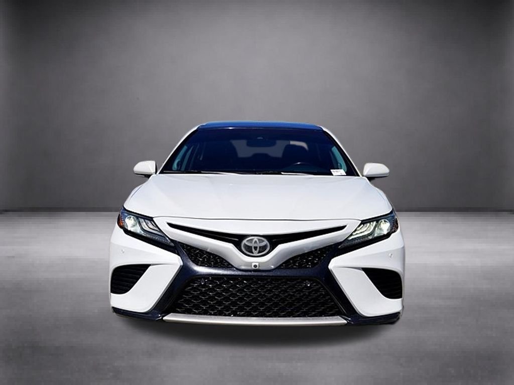 Used 2019 Beige Toyota XSE V6 image 10