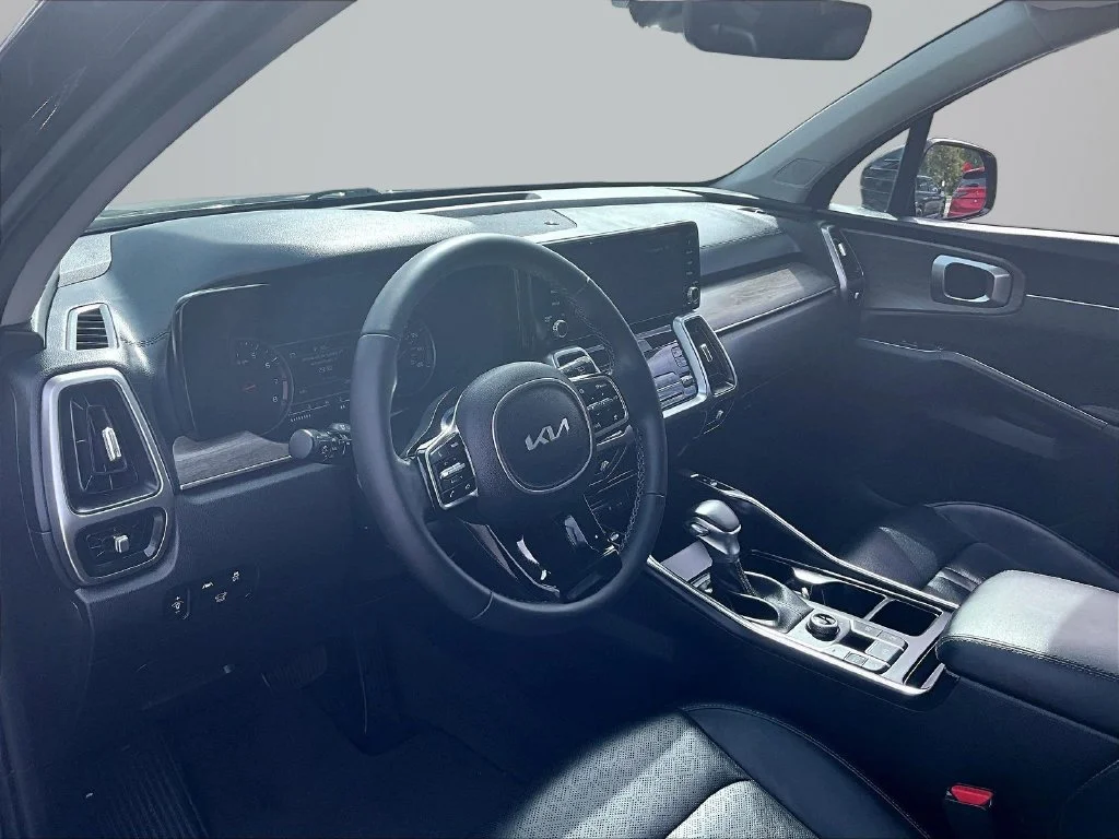Used 2023 Black Kia X-Line EX image 15