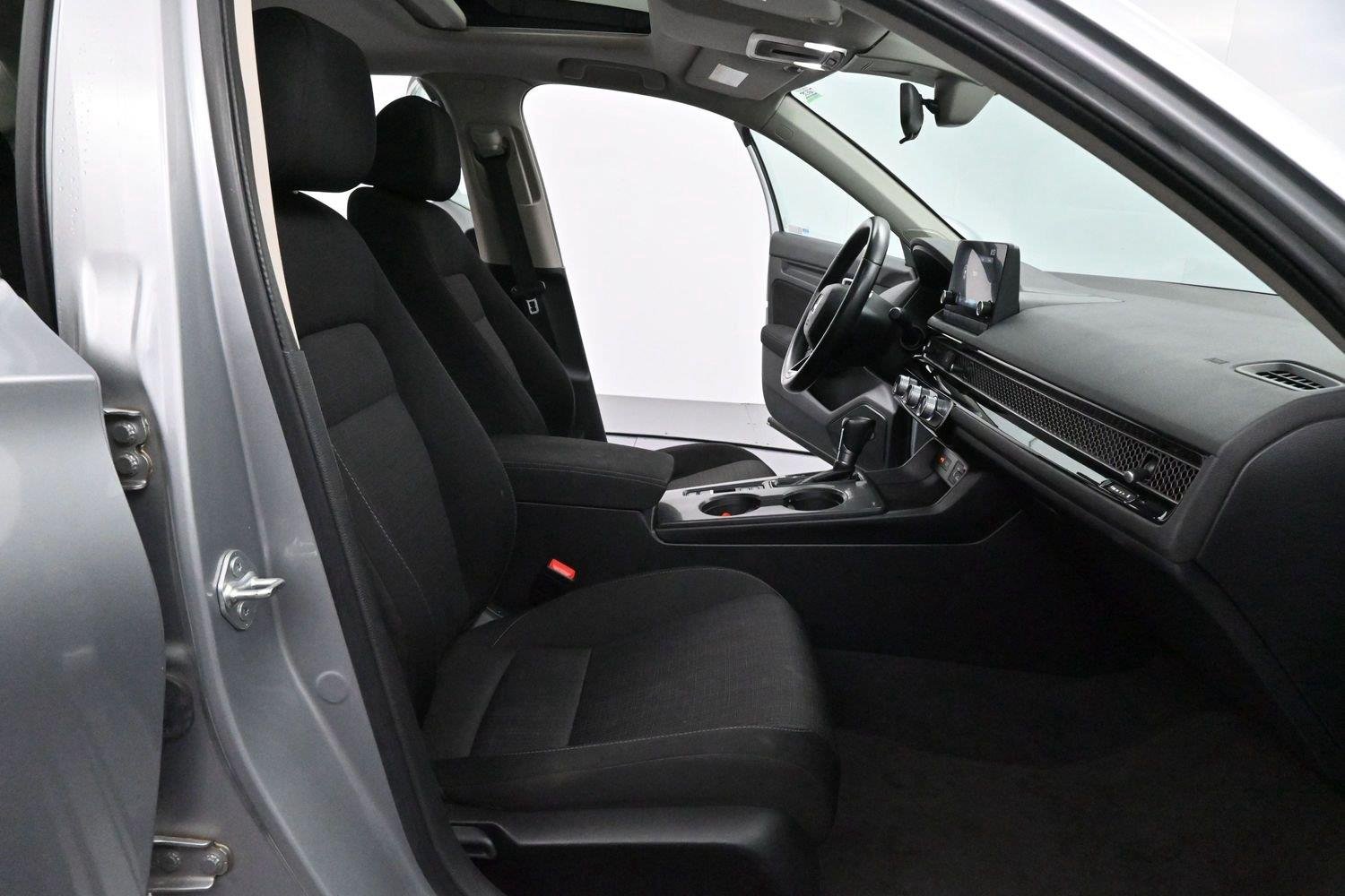 Used 2023 Lunar Silver Metallic Honda EX image 27