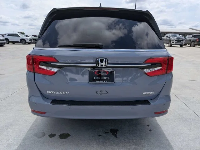 Used 2024 Gray Honda Touring image 5