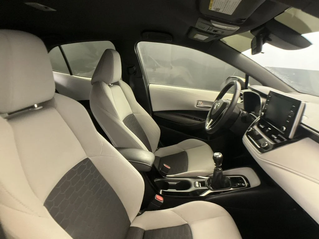 Used 2019 Classic Silver Metallic Toyota SE image 26