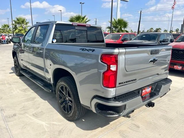 Used 2025 Gray Chevrolet RST image 4