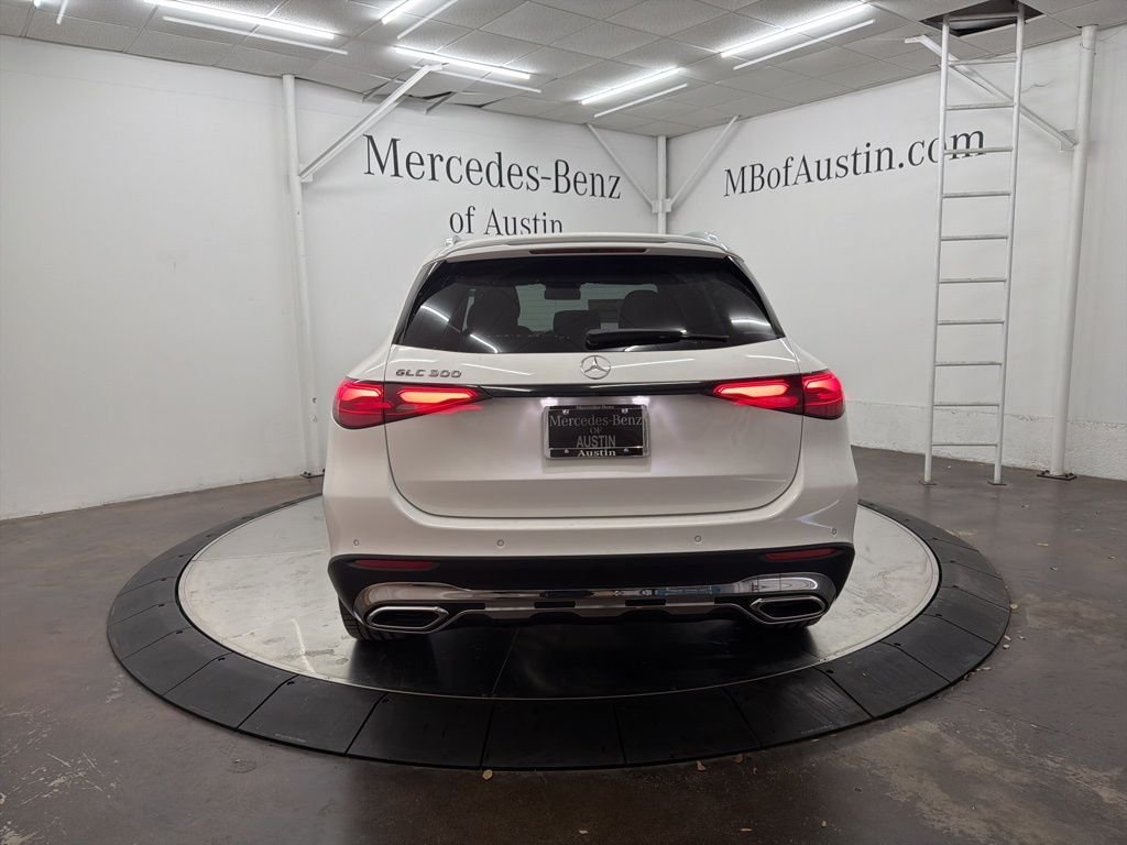 Used 2026 White Mercedes-Benz GLC 300 image 6