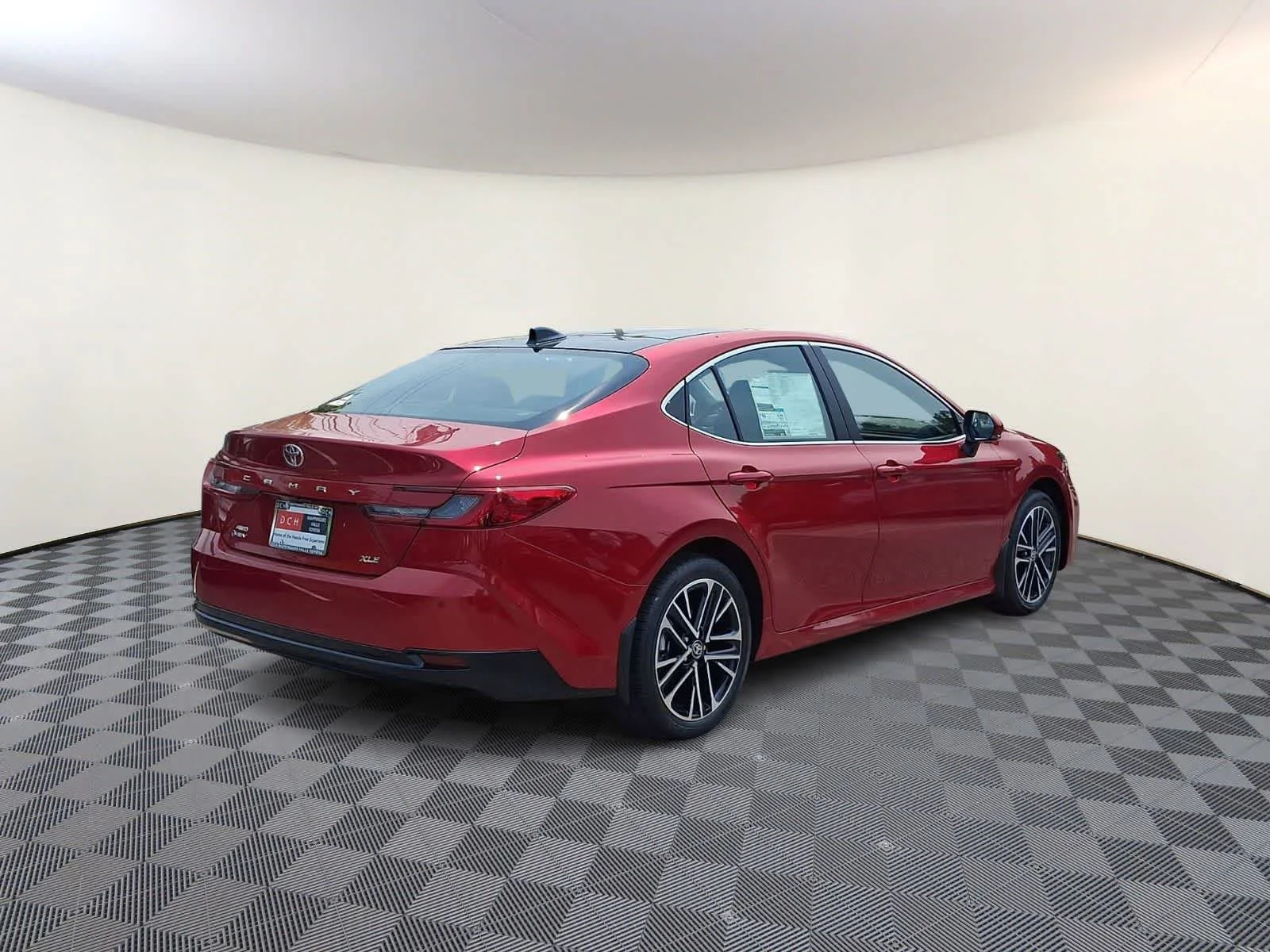 2026 Toyota Camry XLE - Photo 4