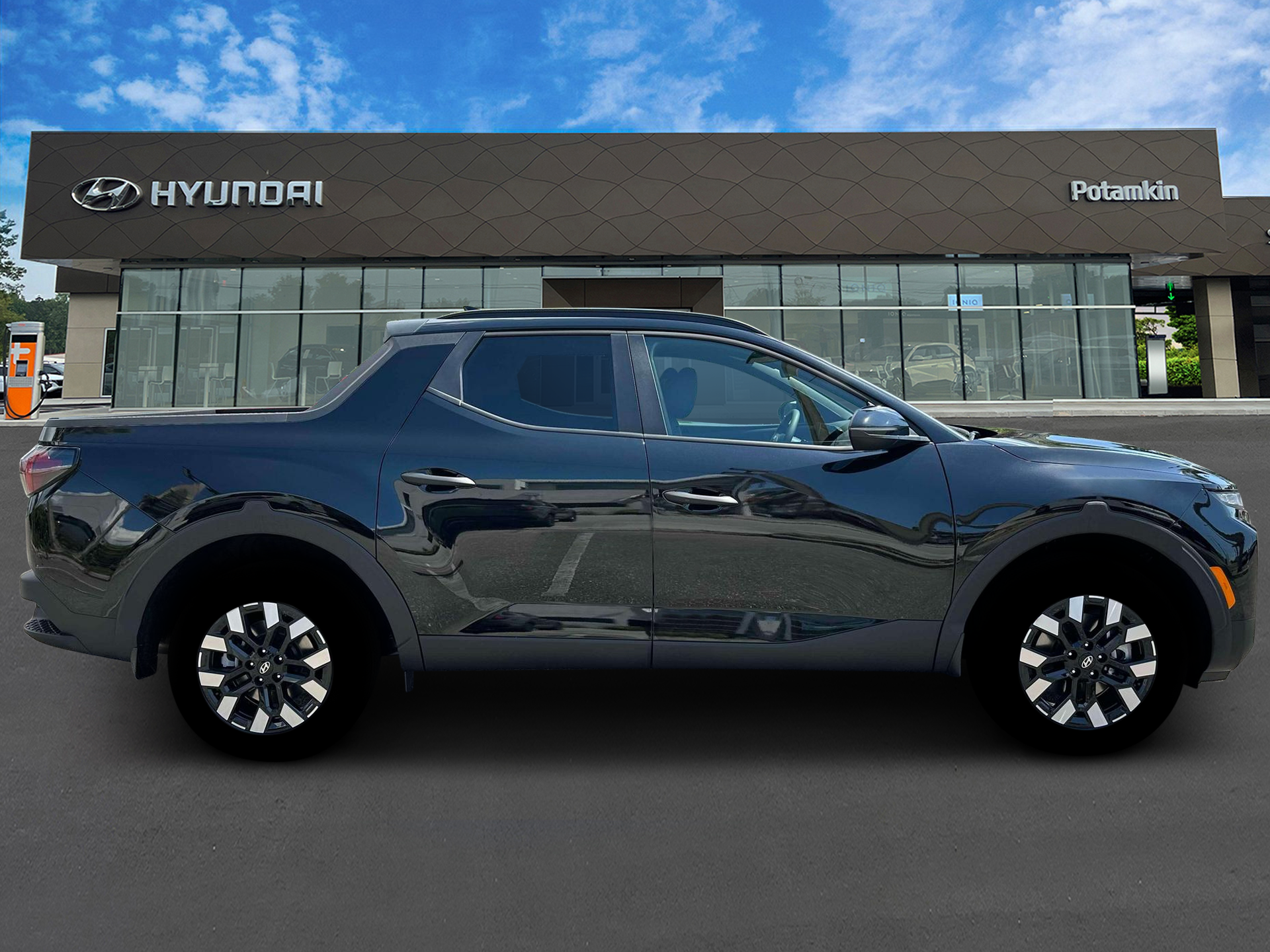 New 2026 Phantom Black Hyundai SEL image 9