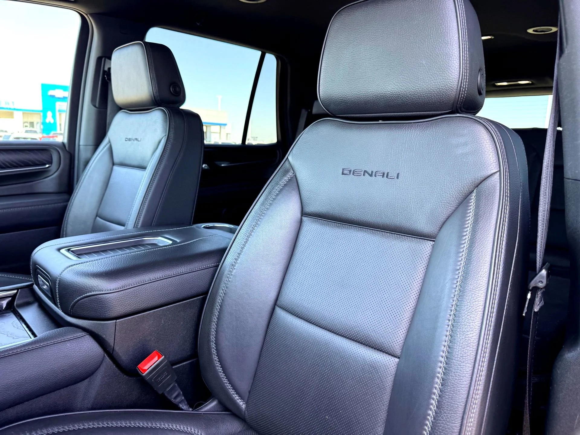 Used 2024 Sterling Metallic GMC Denali image 13
