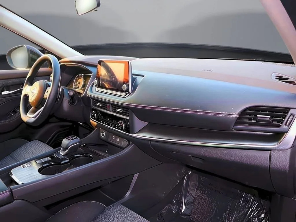 Used 2023 Super Black Nissan SV image 23
