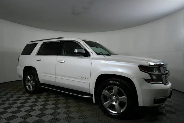 Used 2018 White Chevrolet Premier image 9