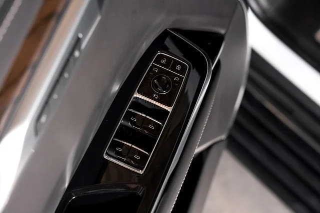 Used 2026 White Cadillac Platinum Sport image 63