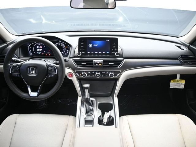 Used 2018  Honda LX image 12
