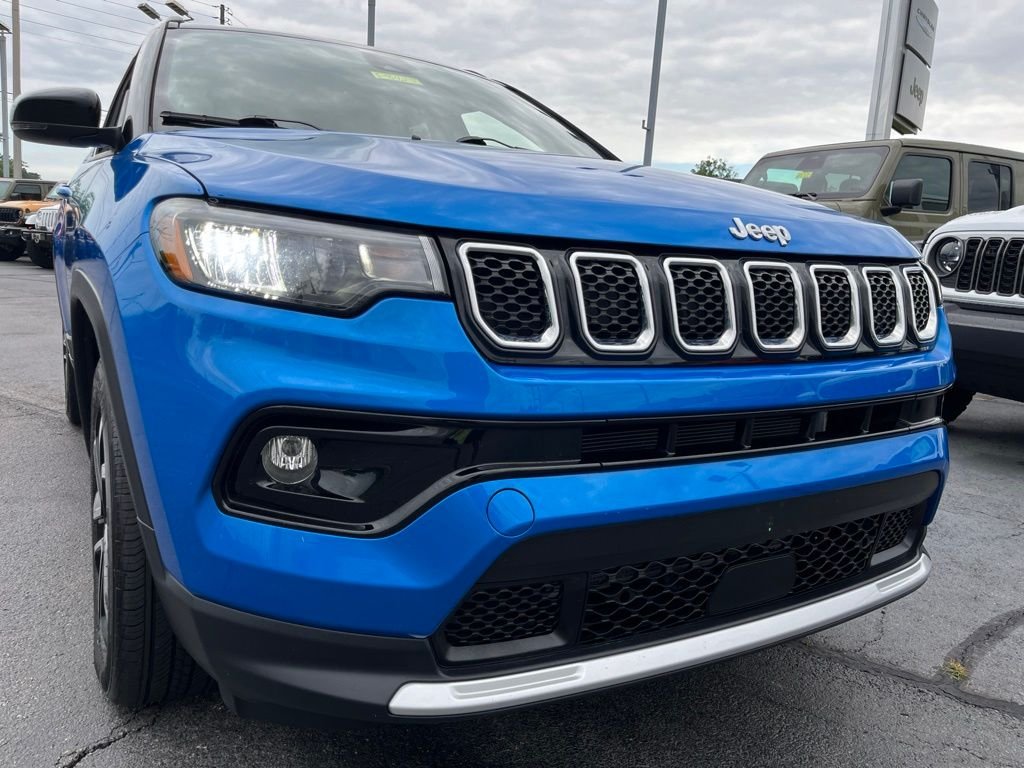 Used 2023 Laser Blue Jeep Limited image 31