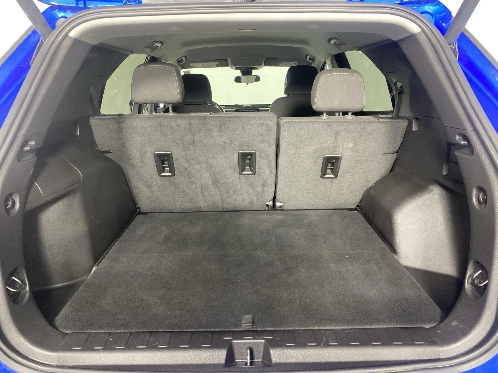 Used 2024 Riptide Blue Metallic Chevrolet LT image 26