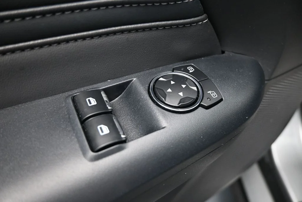 Used 2025 Gray Ford EcoBoost Premium image 11
